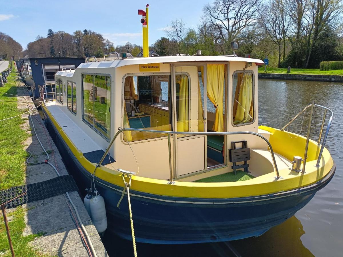 Ille Flottante, Maison Eclusiere Et Hebergements Insolites Sur Le Canal Hede-Bazouges Exterior photo